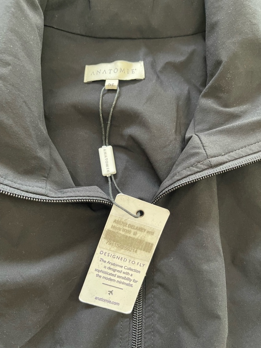 Anatomie Delaney Travel Vest black hiking vest women’s vest medium new - Picture 9 of 10